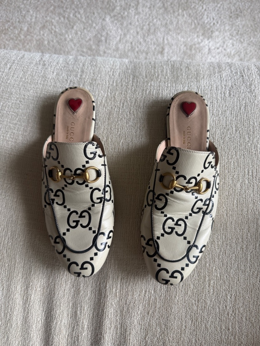 Gucci White & Black GG Logo Leather Horsebit Mules